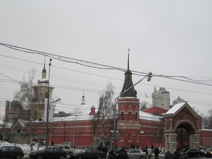 Покровский женский монастырь Матроны.jpg